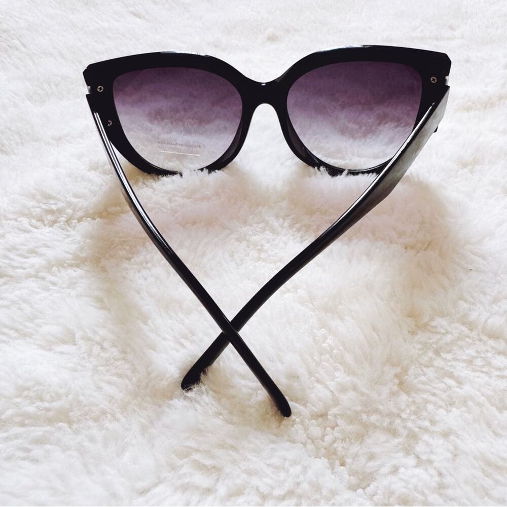 Rosy Black Cat Eye Oversized Sunglasses - Picture 7 of 10